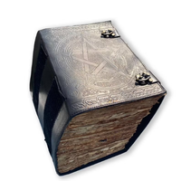 Grand carnet en cuir fait main, 600 pages, style classique, avec pentagramme religieux gothique en relief, idéal comme cadeau