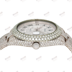 Montre de luxe en moissanite avec diamant et chiffres romains glacés avec bracelet en acier inoxydable et affichage de la date Montre unisexe de qualité supérieure - Product Image 5