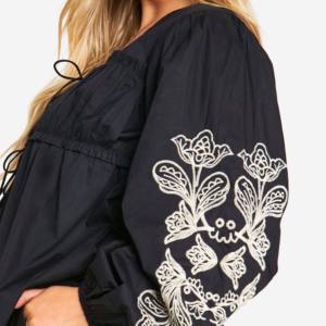 Blusas de mujer transpirables de algodón de verano personalizadas, camisas holgadas sin tirantes de primavera para mujer, camisas de alta calidad hechas en Pakistán para niñas - Product Image 3