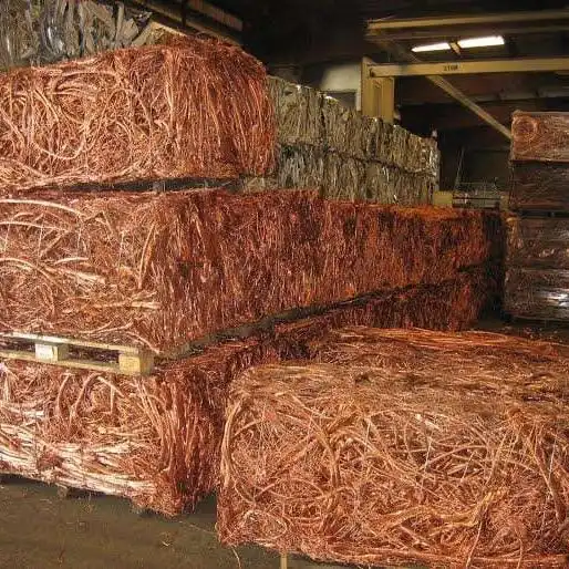 WIR HABEN MILL BERRY COPPER SCRAPS 99,99% CU FÜR DEN EXPORT FÜR WEITERE ANFRAGE KONTAKTIEREN SIE UNS