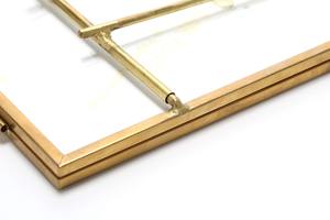 Cadre photo carré en métal de luxe fini or bords lisses pour portraits formels et emballage cadeau festif - Product Image 4