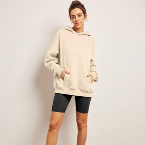 Sweat-shirts pour femmes de couleur unie, surdimensionnés, respirants, à capuche, avec logo imprimé sur le devant, design personnalisé pour le streetwear, pour l'hiver et les activités de plein air - Product Image 4