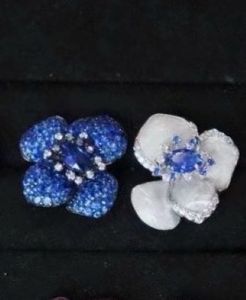 Pendientes de Trébol Modernos y Exclusivos, Plata de Ley 925 con Circonita, Joyería de Lujo para Regalo Unisex - Product Image 2