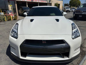 รถยนต์มือสองคุณภาพดีราคาประหยัด ปี 2015 นิสสัน จีทีอาร์ พรีเมียม พวงมาลัยซ้าย - Product Image 3