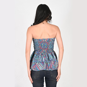 Hauts tubulaires à la mode pour femmes en tissu upcycled robe tube coupe ajustée à épaules dénudées - Product Image 5