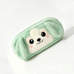 Étui à crayons en peluche chien vert personnalisé, adorable trousse à crayons en peluche chiot, trousse à crayons en peluche chien, pochette à papeterie en peluche chien moelleuse - Product Image 1