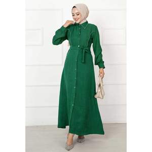 Robe à col chemise avec perles émeraude - Product Image 1