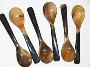 Cubiertos hechos a mano de alta calidad Cuerno de búfalo Cucharas de mango largo Cuerno Ensalada Cucharas para servir Vajilla Uso Ágata FWE de bajo costo - Product Image 5