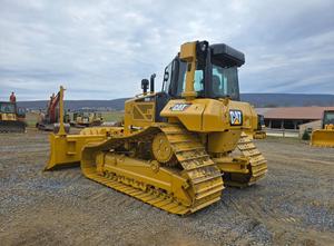 Livraison gratuite Chargeuse sur chenilles CATERPILLAR DON LGP avec cabine EROPS chauffée/climatisee, radio fonctionnelle, godet GP avec dents - Product Image 3