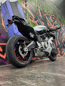Precio de Descuento 2025 CFMOTOS 675SR-R Acabado de Concreto Ligero y de Alta Eficiencia Disponible para Envío Mundial - Product Image 3
