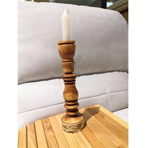 Support de bougie en bois massif écologique pour éclairage décoratif de table de Noël, avec une grande hauteur et un équilibre structurel élégant - Product Image 1
