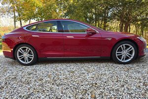 TESLA MODEL S P85 d'occasion 2013, conduite à gauche/droite - Product Image 2