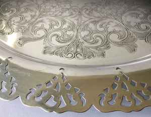 Assiettes gravées de chargeur de conception de plateau de serveur de nourriture de salade en laiton antique de vente chaude pour des hôtels et des restaurants - Product Image 4