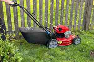 High Quality 1200W Mini <b>Electric</b> <b>Lawn</b> <b>Mower</b> Germany Walk-Behind Grass Trimmer for Small Medium Gardens 2-Stroke Industrial Grade - Product Image 2