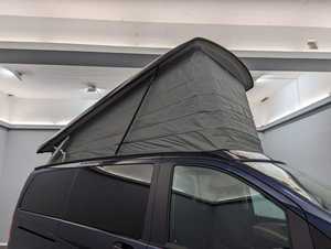 VÉHICULE D'OCCASION ÉCONOMIQUE 2023-2024 V 250d MARCO POLO EDITION SUV de Luxe AWD Cuir Foncé Automatique R18 Toit Panoramique Caméra Arrière 360° Tactile - Product Image 3