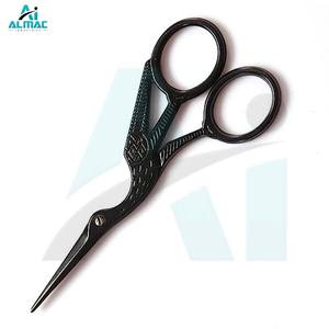 Mini ciseaux ALMAC Black Bird pour la broderie et la coupe de fil avec un design léger et une poignée confortable pour une utilisation prolongée - Product Image 4