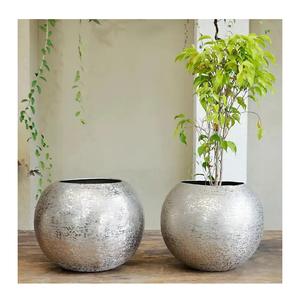 Florero de Metal con diseño de textura, acabado plateado para el hogar, sala de estar, Decoración de mesa, macetas de forma redonda - Product Image 3
