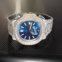 Montre pour homme en acier inoxydable avec cadran en verre bleu, sertie de pierres de moissanite, style hip-hop de luxe, mouvement à quartz, style diamant