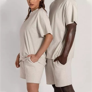 ชุดเสื้อยืดคู่รักแนวสตรีทเสื้อยืดชุดสั้นสำหรับทุกเพศเสื้อยืดชุดจ๊อกกิ้ง - Product Image 5