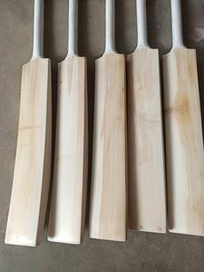 ไม้คริกเก็ตยี่ห้อปากีสถานเกรดพรีเมี่ยม1ถึงทุกเกรดไม้ตีออกแบบโลโก้และรูปทรงได้ตามต้องการ - Product Image 5