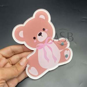 Azulejo de pestañas acrílico de oso de peluche rosa con imanes Impresión de logotipo personalizado Azulejo en forma de peluche Herramienta de belleza al por mayor - Product Image 2