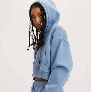 Ensemble de deux pièces d'été pour femmes à capuche avec logo personnalisé Ensemble de sweat à capuche zippé pour femmes - Product Image 2