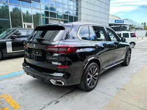 BMW X5 xDrive40Li M Sport Package 2022 d'occasion en excellent état - Véritable kilométrage, état d'origine, SUV bien entretenu - Product Image 4