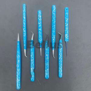 Pince à cils professionnelle en acier inoxydable antidérapante outil de cils à pointe pointue pour les extensions de cils en volume et en fibre - Product Image 1