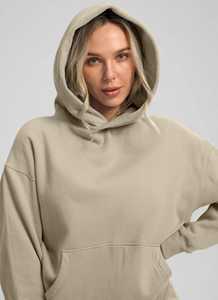 Sudadera con Capucha de Felpa Beige para Mujer, Suave y Cálida, Manga Larga, Bolsillo Tipo Canguro, Opción de Logotipo Personalizado, Ropa Informal Cómoda y Transpirable en la Parte Delantera - Product Image 4