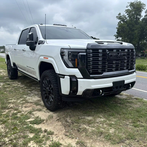 GMC Sierra 3500HD Denali Ultimate Crew Cab 4x4 2024 - Product Image 1