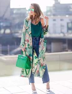 Camiseta sin mangas de seda para mujer, Top Sexy de seda 100%, camisetas sin mangas cómodas y suaves para mujer, proveedor OEM de Vietnam - Product Image 4