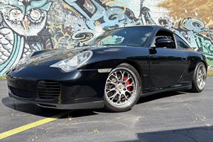 Porsche 911 Carrera 4S Coupé d'occasion 2003, conduite à gauche/droite - Product Image 2