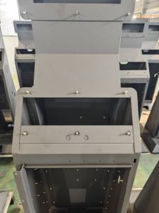 Recinto de quiosco de acero con recubrimiento en polvo personalizado, pantalla anticorrosión, Terminal, gabinete, paneles de ventilación, fabricación de chapa metálica - Product Image 4