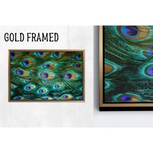 Impression élégante de plumes de paon : œuvre d'art sur toile vibrante pour la décoration de la maison, 1P Goldframedcanvas - Product Image 1