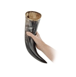 Corne à boire viking en os d'animal poli naturellement, écologique, artisanale, fabriquée en Inde - Product Image 4