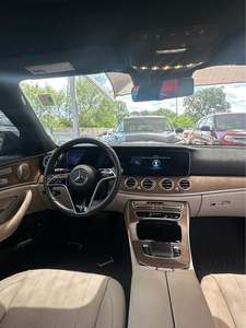 MERCEDES-BENZ E-350 2022 Usado en Buen Estado - Product Image 3