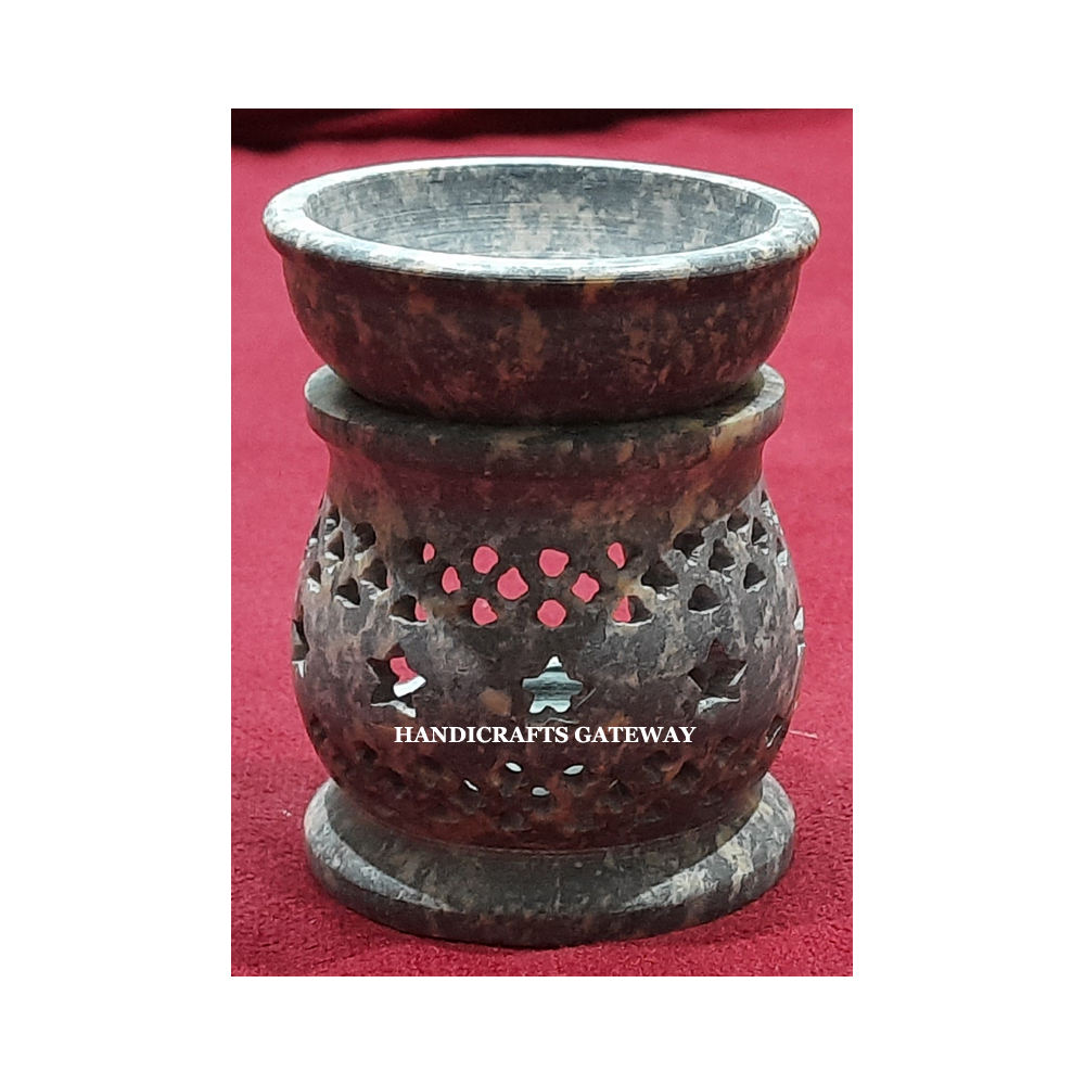 สีน้ำตาล