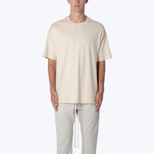 Streetwear d'été en coton pour hommes de créateur T-shirt en coton avec logo personnalisé épaules tombantes motif uni style luxe - Product Image 1