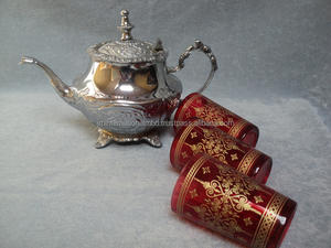 Vasos de té hechos a mano de Marruecos, vaso de vidrio para beber, vaso de agua pequeño plateado y dorado - Product Image 4