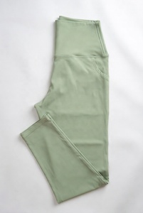 Seamless Yoga Leggings Women High Rise Stretch Fitness Pants for Gym Workout Running and Training - Product Image 4