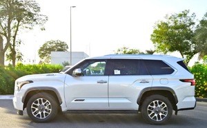 TOYOTA SEQUOIA 2025 EDICIÓN 1794 HÍBRIDA V6 3.5L 4WD AUTOMÁTICA USADA EN BUEN ESTADO, DISPONIBLE CON VOLANTE A LA IZQUIERDA/DERECHA - Product Image 4
