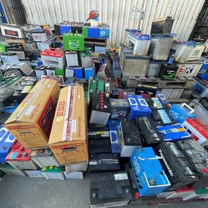 Precio de Fábrica, Compra de Chatarra de Plomo Puro, Chatarra de Ácido de Batería Seca y Drenada, Mejor Precio, Entrega Rápida, Pedidos al por Mayor Disponibles Ahora para la Venta - Product Image 1