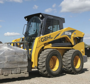 Chargeuse compacte à chenilles Gehl V330 à vente chaude, chargeuse à chenilles à 4 roues motrices, robuste, moteur Yanmar Euro5/EPA, pompe hydraulique diesel - Product Image 1