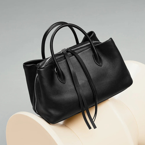 Bolso Tote Minimalista de Cuero Genuino con Detalle de Borla y Cierre de Cremallera, Bolso de Mano Casual para Mujer, Negro - Product Image 4