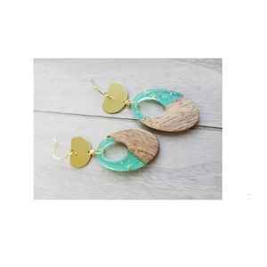 Pendientes hechos a mano naturales, pendientes de resina, última llegada, venta al por mayor, conjunto de pendientes de moda de Color personalizado, auricular acrílico para mujer - Product Image 1