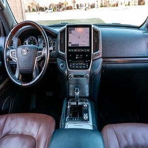 Choicest LandCruiser Jeep Turbo Direction à Gauche Caméra Arrière 360° Renommée pour ses Capacités Tout-Terrain Inégalées - Product Image 3