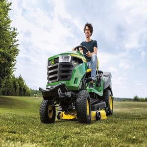 Cortacésped John Deeere de alto rendimiento en stock para envío inmediato con entrega rápida disponible a precios al por mayor - Product Image 4