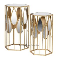 Table d'appoint de restaurant à 3 niveaux en fer et verre, table basse moderne au design attrayant, taille et couleur personnalisables