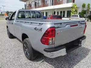 Toyota Hilux Revo Usada en Buen Estado, Cabina Simple, Paquete de Seguridad, Camioneta Diésel Turbo de 2.4L, Lista para Usar - Product Image 6