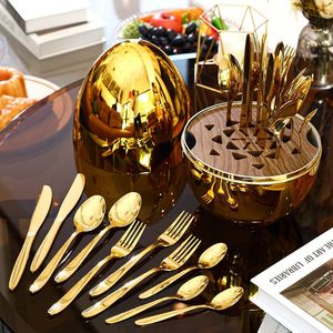 Handcrafted Premium Metal Flatware Modern Metal Cutlery Collection for Daily Meals Set for Fine Dining Dining Essentials Metal - Product Image 3